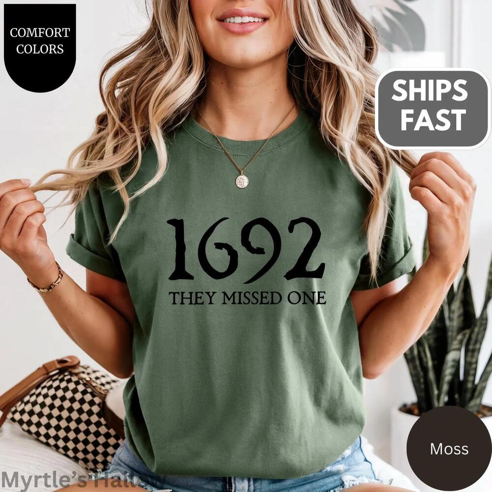 Halloween Witch Shirt 1692 They Missed One Salem Massachusetts Trials
